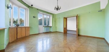 -rozbrat 20-kamienica-2 balkony-