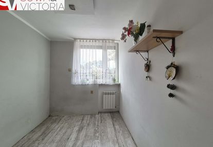 Słoneczne i rozkładowe mieszkanie z balkonem.