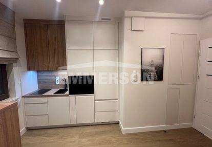 Giełdowa | luksusowe studio po remoncie| balkon