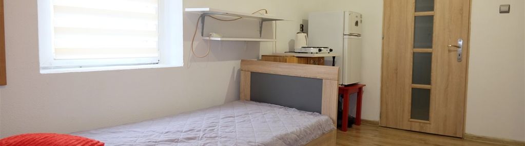 Umeblowana kawalerka 25 m2 chorzów centrum 2p