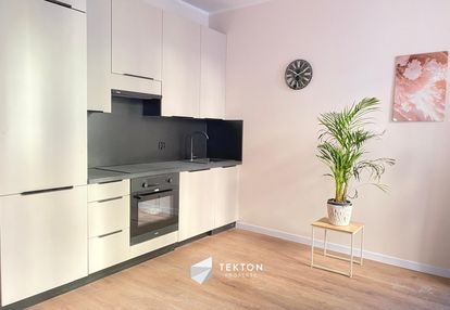 2 pokoje • po kapitalnym remoncie • łazarz