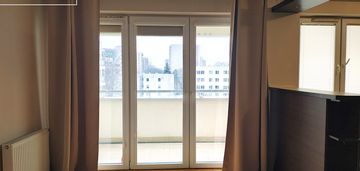 Komfortowe mieszkanie przy metrze natolin