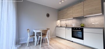 Mieszkanie z ogrodem i miejscem na dwa auta