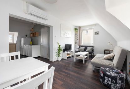 Nadmorskie 3-pokojowe mieszkanie z ogrodem 70m²+