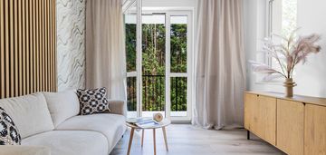 Pierwszy najem-widok na las-parking-balkon