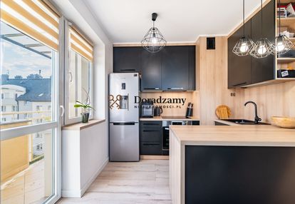 Do zamieszkania z możliwością wykorzystanie antres