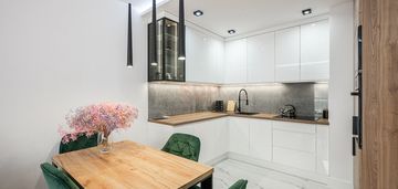 Wyjątkowe 2 pokoje z balkonem na jagodnie!