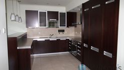 Przestronny apartament w centrum. widok na odrę