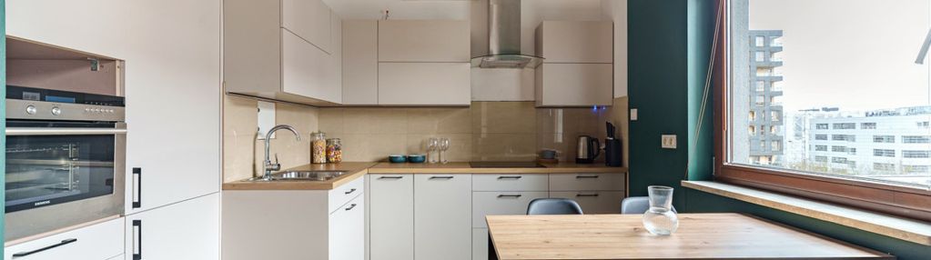 Dwu-pozimowe, balkon, parking, przestronne!