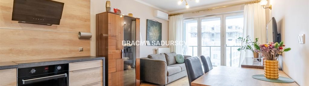 Nowoczesny apartamentowiec w centrum miasta