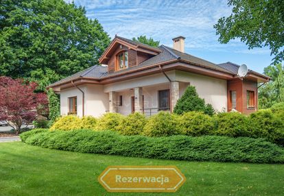 Komfortowy dom 233 m² z ogrodem przy rzece.