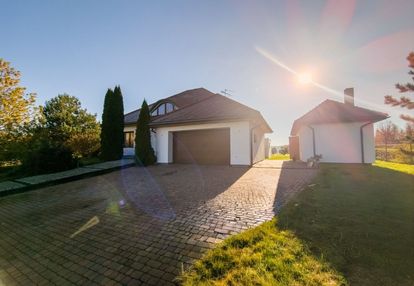 Dom z duszą 15 min od łódź – rodzinna przestrzeń