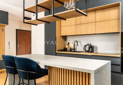 Przestronny apartament na starym podgórzu