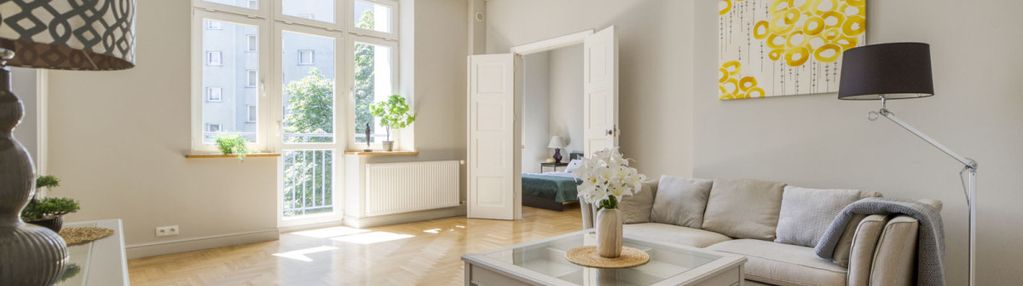 Przepiękne, przestronne, z balkonem, w kamienicy