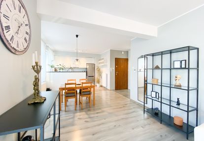 2 poziomy, zamykane osiedle, komórka, parking !