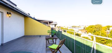 Atrakcyjny przestronny apartament w centrum