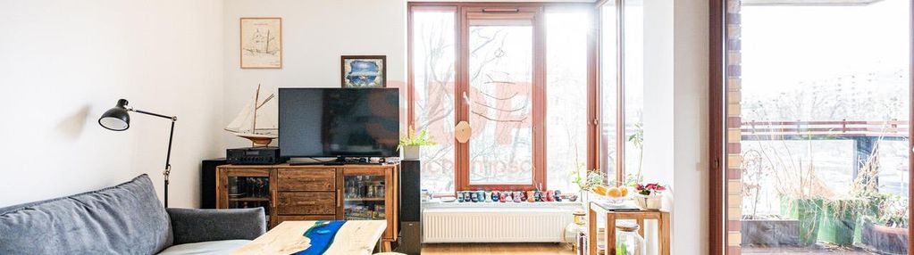 2 pok. z tarasem 9 m2 w apartamentowcu