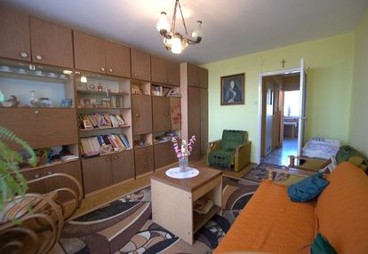 3 pokoje, widna kuchnia, winda, bez piecyka