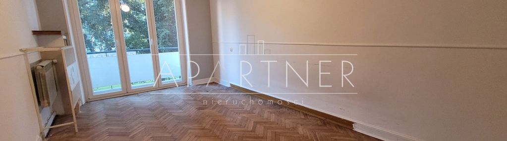 Duże mieszkanie dwupokojowe na dołach