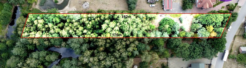 Droga asfaltowa, prąd, gaz i woda miejska