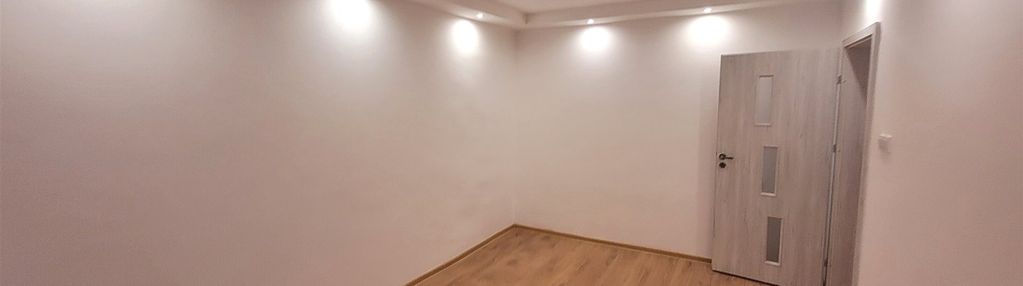 1 piętro, 47,50m2, 3pokoje,balkon,parking zazamcze