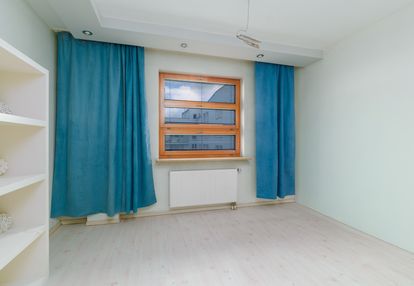 3/4 pok. do remontu duży balkon i garaż !