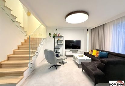 Komfortowy *4 pokoje *z garażem *blisko miasta