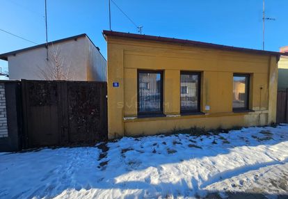 Kłobuck centrum dom do wyburzenia lub generalnego