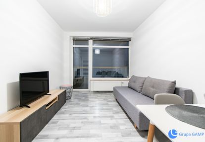 2 osobne pokoje i garderoba i balkon i reduta