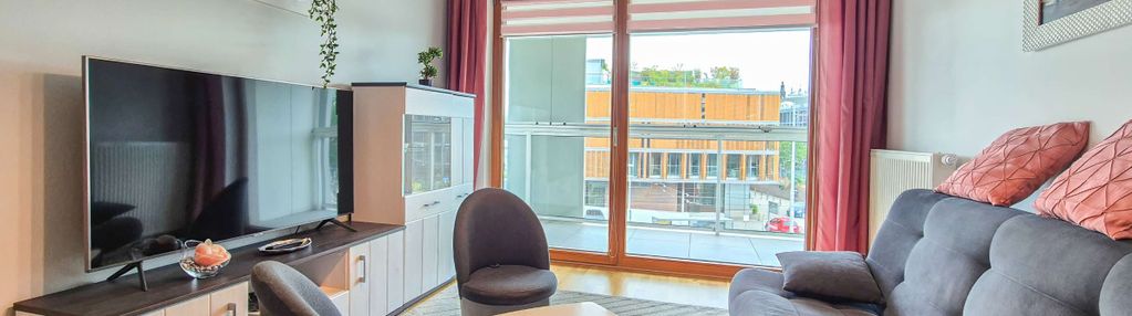 Bulwary książęce/2 pokoje/balkon