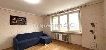 Przestronna kawalerka - do wynajęcia