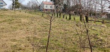 Działka 878 m2 - spokojna okolica krosna.