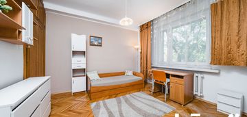 Duże mieszkanie z 3 niezależnymi pokojami