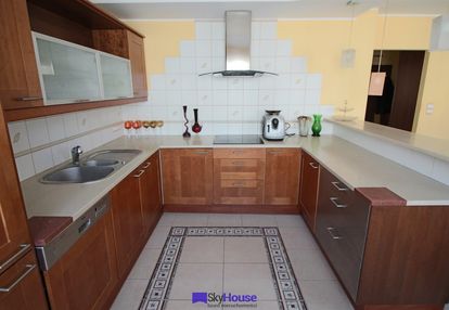 3-pokojowe z dużym balkonem - centrum