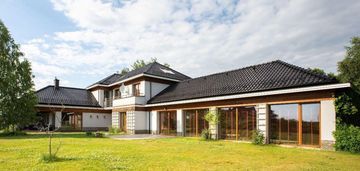 Luksusowy dom z basenem i spa - 30 min od warszawy