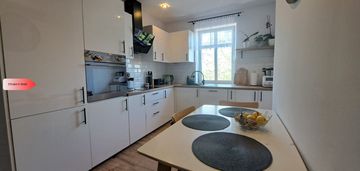 82 m2/4 pokoje/klimatyzacja/blisko pkp
