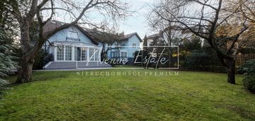 Urokliwy dom/ursynów przy lesie kabackim