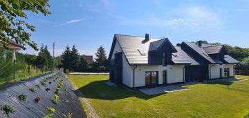 Piękny, nowoczesny dom na wynajem 100 m od jeziora