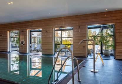Dwupoziomowy apartament w cristal resort