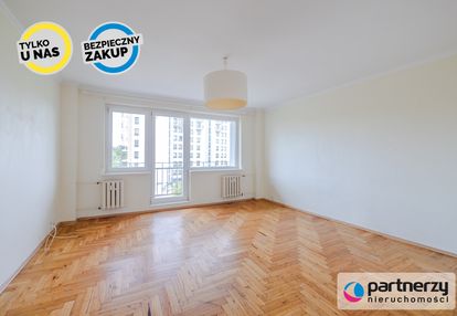 Morena 2 pokoje z oddzielną kuchnią 1 piętro z 4