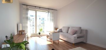 Dwupokojowe mieszkanie z miejscem w hali garażowej