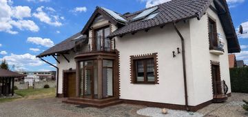 Komfortowy dom na sprzedaż złotów okolice
