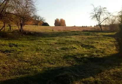 Działka na sprzedaż 831m2