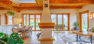 Dom w stylu indyjskiej sztuki na sprzedaż