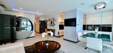11 363 m2 | 132m2 | 3 sypialnie | sceneria miasta
