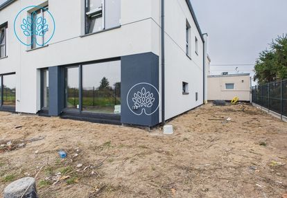 Górzyskowo. nowy dom w zabudowie bliźniaczej.