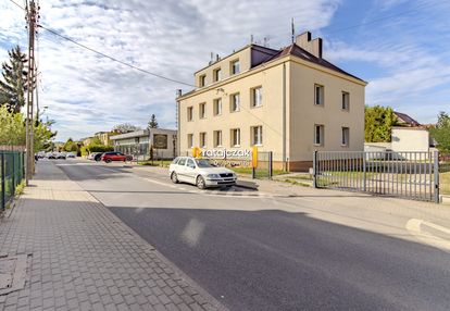 2 pokoje w centrum rumi - z garażem (10min do skm)