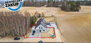 Dom w leźnie! kameralna i spokojna okolica!