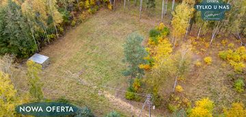 Piękna działka przy lesie ( doprowadzony prąd )