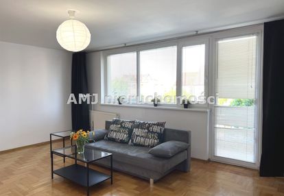 Przestronne 4-pokojowe mieszkanie z balkonem